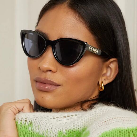New, FENDI Sunglasses FE40087U 01V Authentic - Picture 1 of 12
